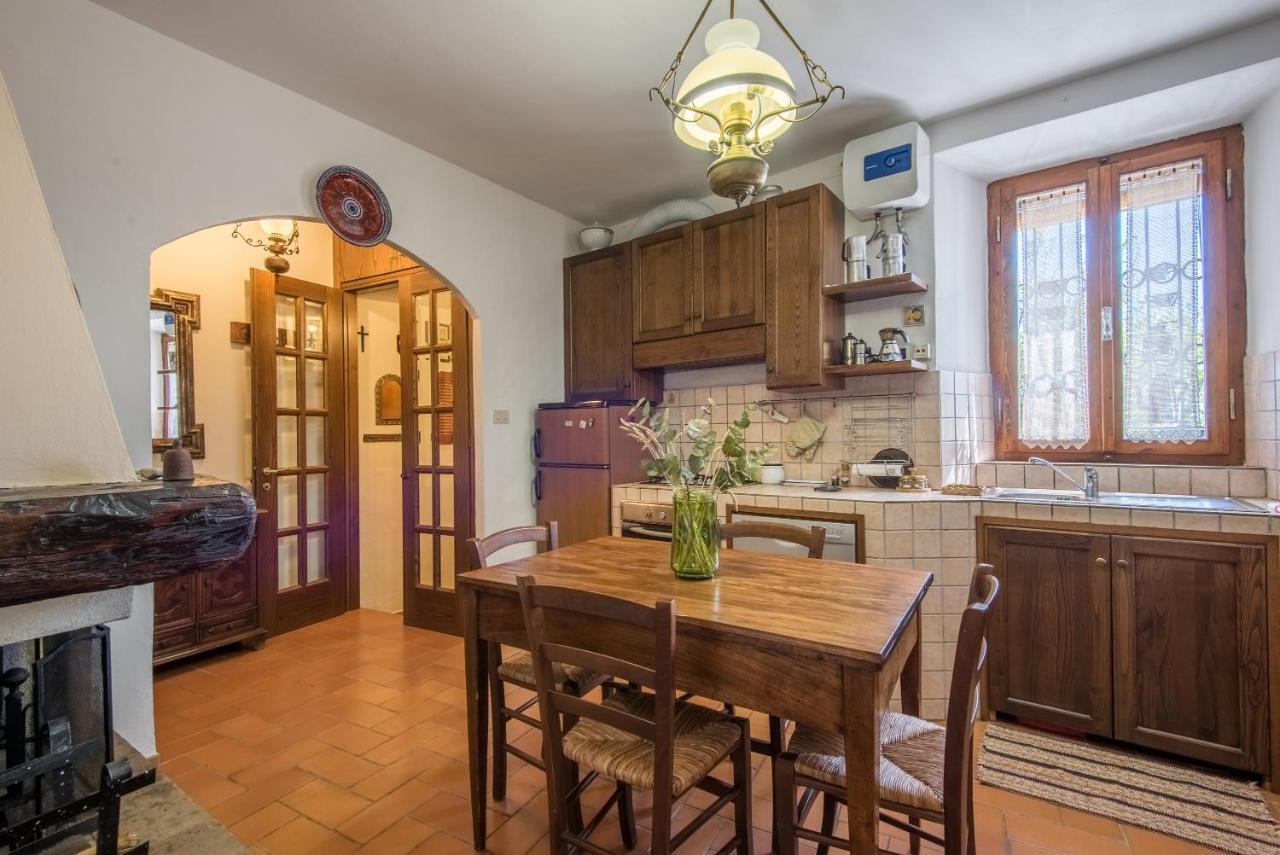 Casa Francesca Apartment Montalcino Bagian luar foto