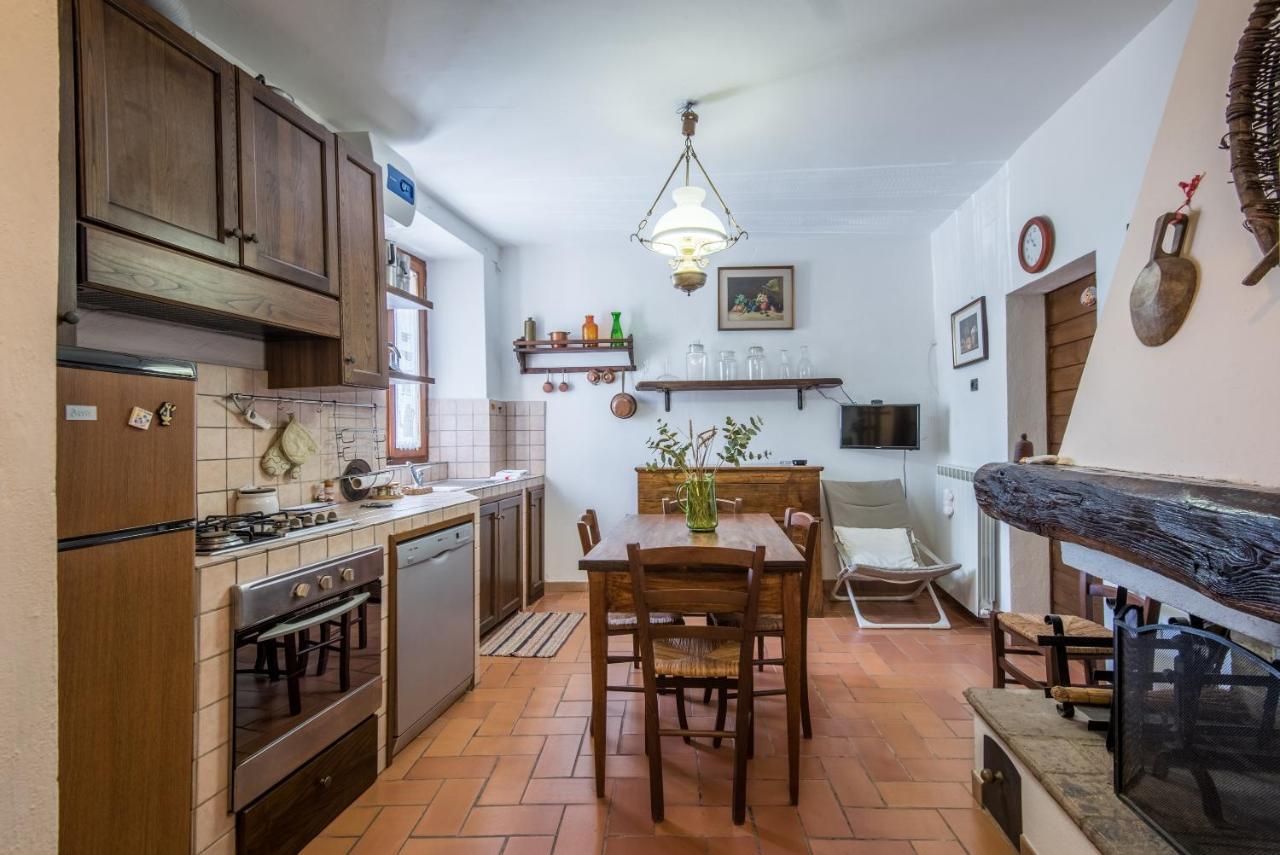 Casa Francesca Apartment Montalcino Bagian luar foto