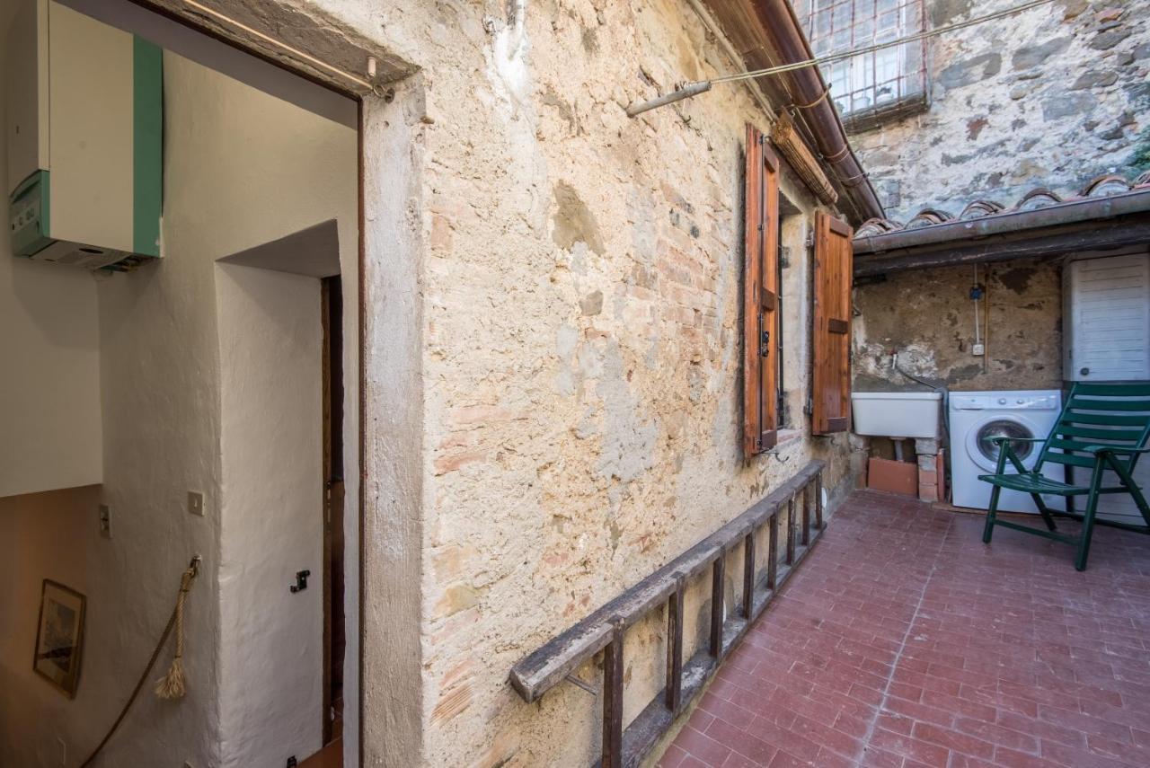 Casa Francesca Apartment Montalcino Bagian luar foto