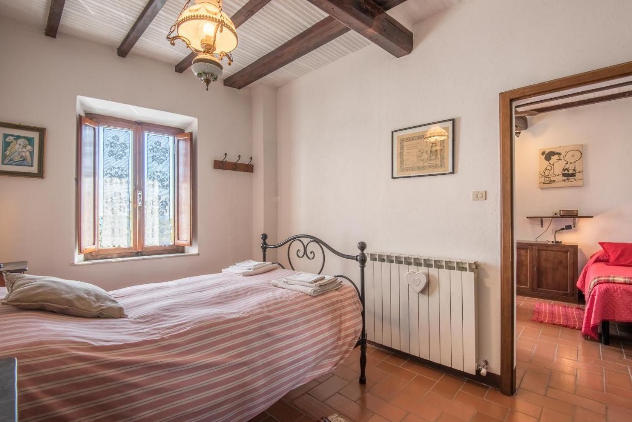Casa Francesca Apartment Montalcino Bagian luar foto